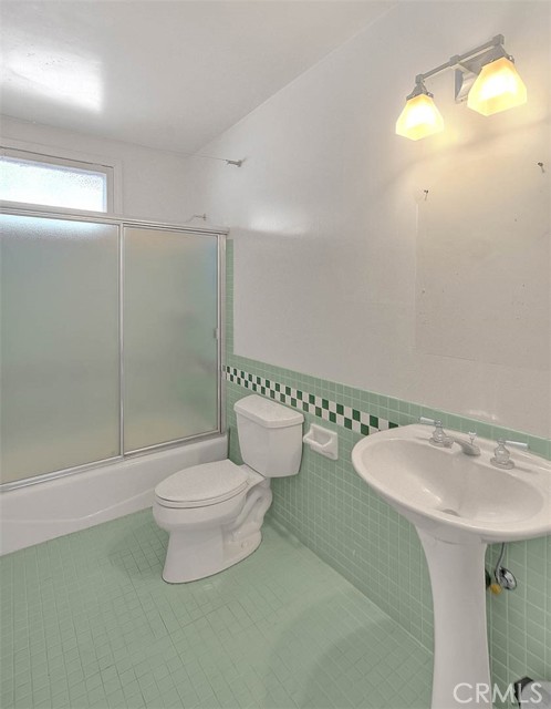 Detail Gallery Image 51 of 69 For 6423 Deep Dell, Hollywood,  CA 90068 - 3 Beds | 2/1 Baths