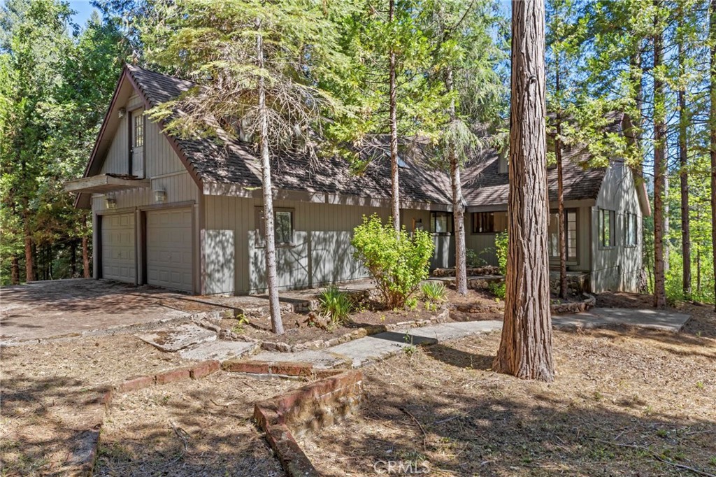 17832 Rainbow Lane