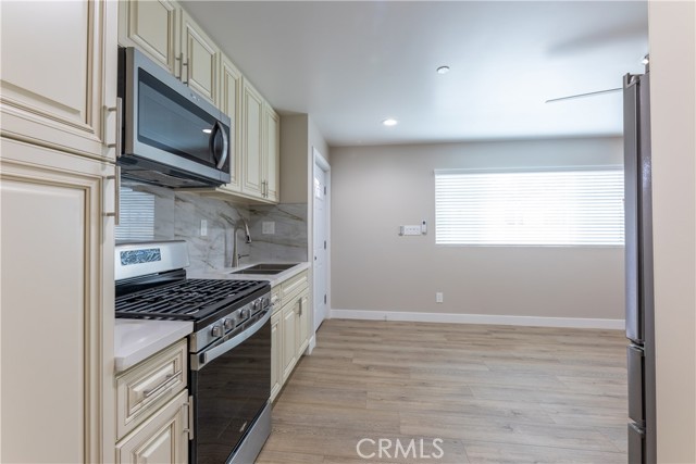 1344 Ximeno Avenue, Long Beach CA: https://media.crmls.org/medias/11a7e3bd-16d6-4d46-bc7d-4f38d200f86d.jpg