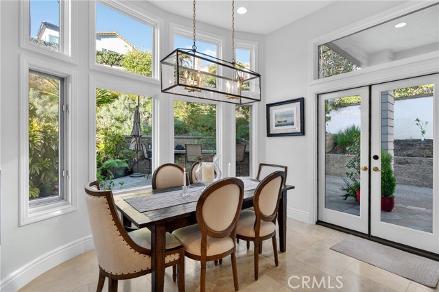 Detail Gallery Image 15 of 54 For 9 Gray Stone Way, Laguna Niguel,  CA 92677 - 5 Beds | 5/1 Baths