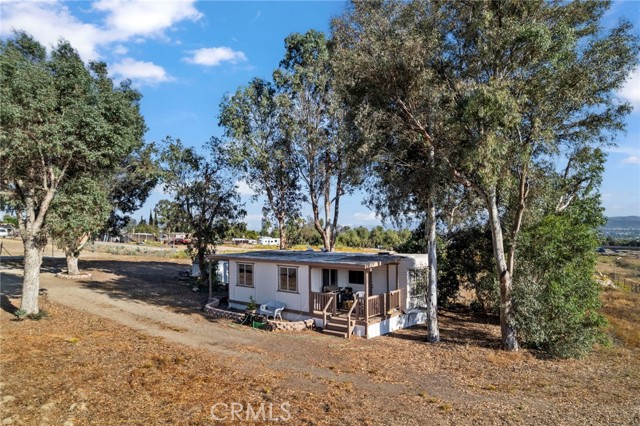 35141 Bayless Road, Wildomar CA: https://media.crmls.org/medias/11a829f1-f59a-45e6-a011-4d643c78bd19.jpg