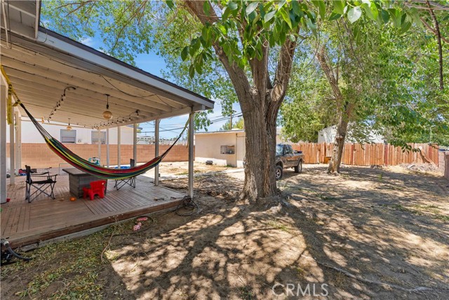 1411 W Ivesbrook Street, Lancaster CA: https://media.crmls.org/medias/11aa5d25-7945-4c13-b310-17bca00d458c.jpg