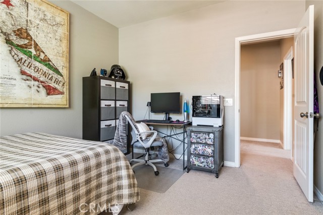4765 Falconview Court, Fontana CA: https://media.crmls.org/medias/11aa6f10-9e1c-4830-9d5b-8dd747163f93.jpg