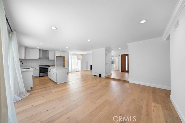 3403 E Date Street, Brea CA: https://media.crmls.org/medias/11aa71a6-503a-4681-ab02-e7c8cb40a3c2.jpg