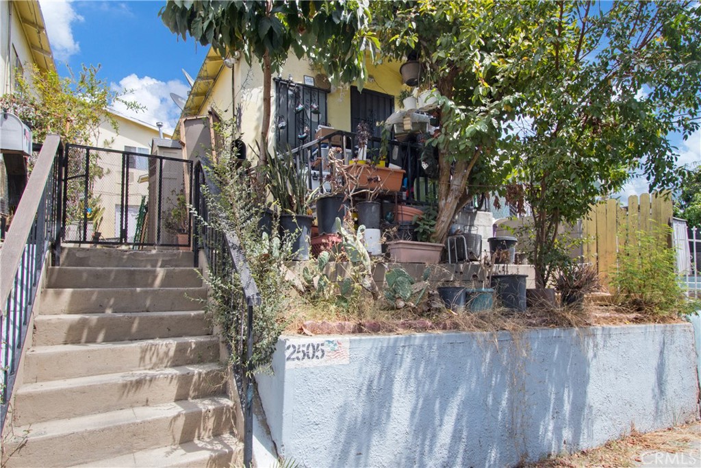 Multifamily at 2505 Chelsea