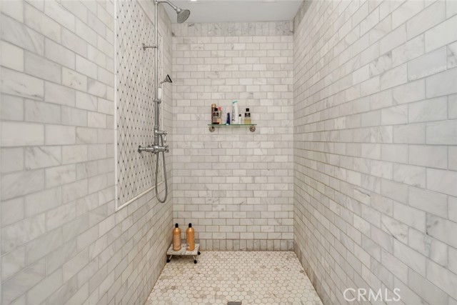 Detail Gallery Image 47 of 60 For 2124 20th St, Bakersfield,  CA 93301 - 4 Beds | 3/1 Baths