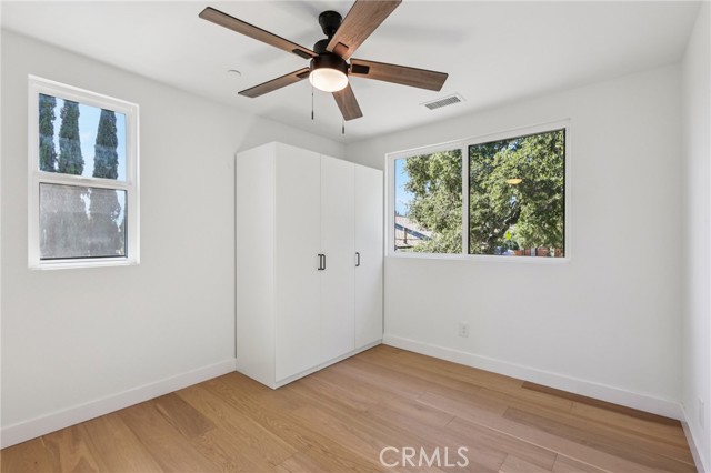6950 Beckett Street, Tujunga CA: https://media.crmls.org/medias/11ab7c0c-826e-4dd0-86da-33db64c20d8b.jpg
