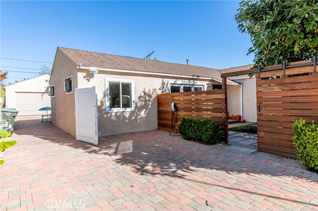 Image 2 for 990 Oak St, Costa Mesa, CA 92627