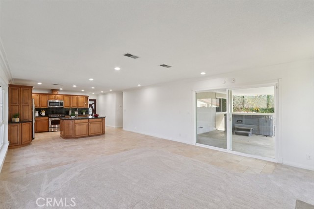 Detail Gallery Image 11 of 61 For 2322 Avenida Del Vista, Corona,  CA 92882 - 3 Beds | 2 Baths