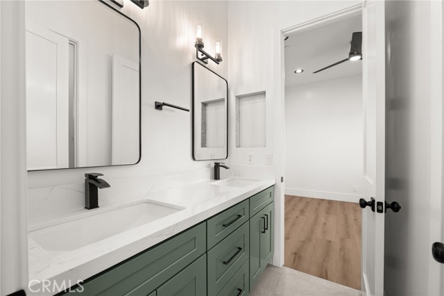 Detail Gallery Image 14 of 72 For 17840 Talisman St, Hesperia,  CA 92345 - 4 Beds | 3/1 Baths