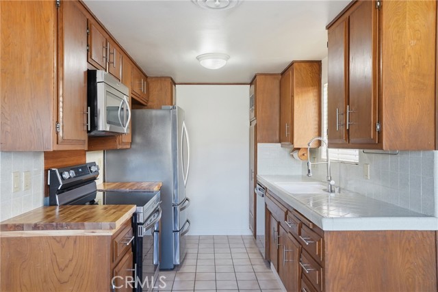 Image 2 of 38 For 1750 Prefumo Canyon  22