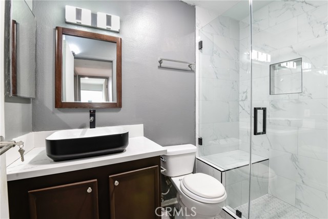 Detail Gallery Image 8 of 20 For 10636 Woodley Ave #23,  Granada Hills,  CA 91344 - 3 Beds | 2 Baths