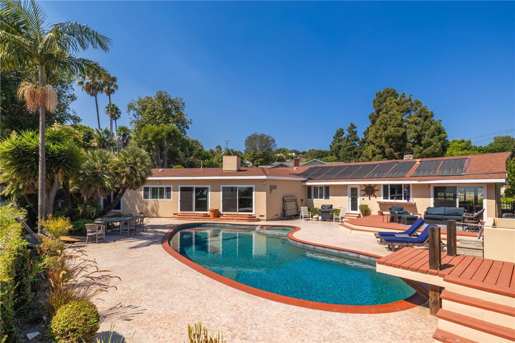 27853 Conestoga Drive