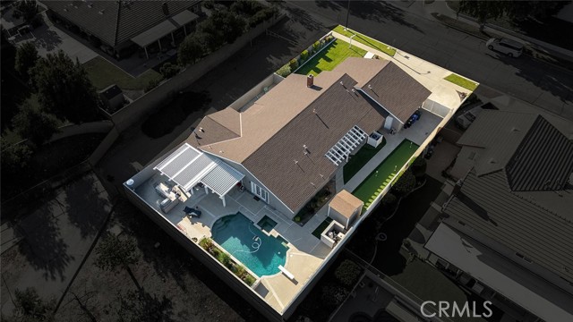 1092 Deborah Street, Upland CA: https://media.crmls.org/medias/11adf51f-f0d5-469a-b9ea-0254fd853474.jpg