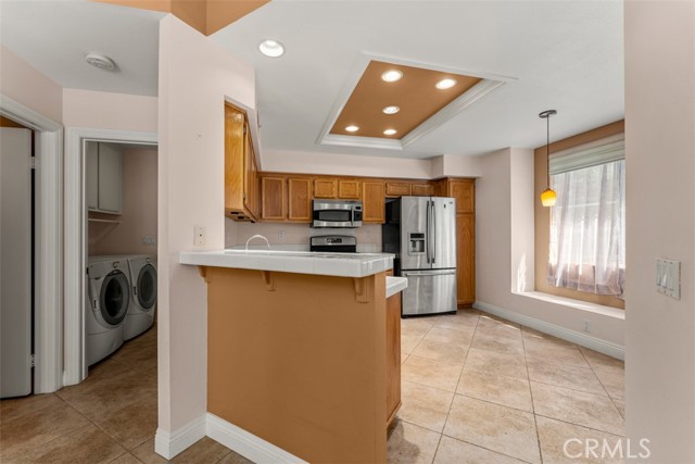 28 Mission Court, Lake Forest CA: https://media.crmls.org/medias/11ae2d5d-1dce-418a-98ef-2a612841a6ee.jpg