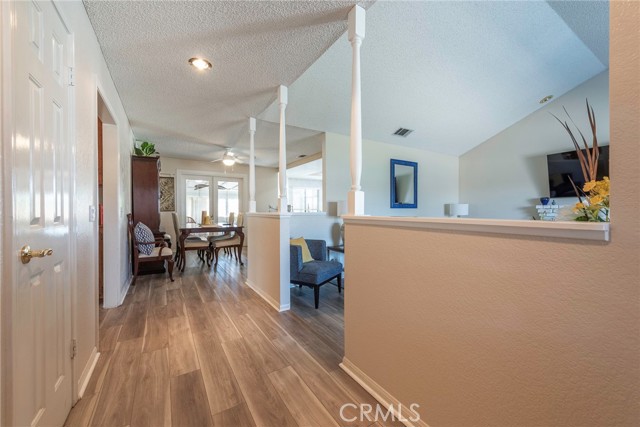 Detail Gallery Image 22 of 41 For 23116 Compass Dr, Canyon Lake,  CA 92587 - 3 Beds | 2 Baths