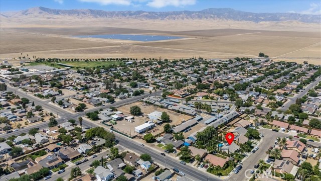 104 W Mariposa Street, Avenal CA: https://media.crmls.org/medias/11af5202-20fb-4e92-8fc7-33b798130111.jpg
