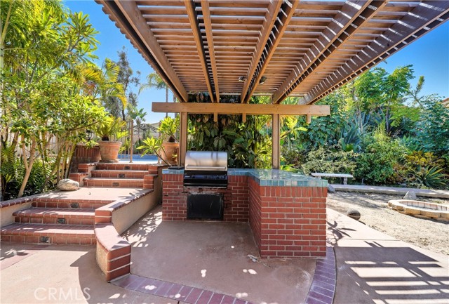 1372 Old Trail DR, Corona CA: https://media.crmls.org/medias/11af9af8-1b82-4d4d-ae56-08eac162672d.jpg