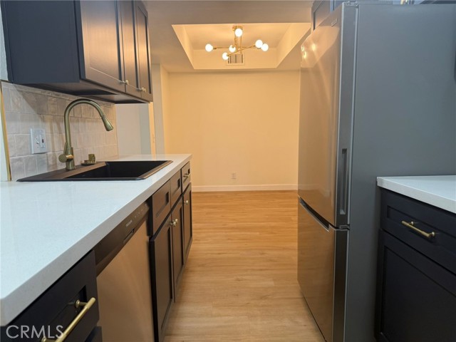 Detail Gallery Image 4 of 21 For 1550 S Camino Real #125,  Palm Springs,  CA 92264 - 2 Beds | 2 Baths