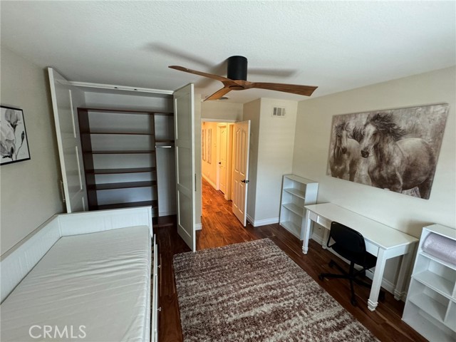6 Lakeridge, Rancho Santa Margarita CA: https://media.crmls.org/medias/11afd2c9-1b9f-44aa-9946-e20a01fa62e6.jpg