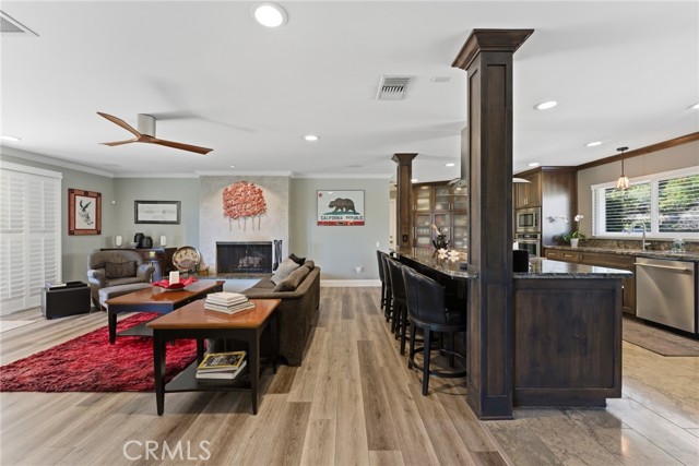 Detail Gallery Image 14 of 61 For 1805 Canyon Rd, Redlands,  CA 92373 - 4 Beds | 2/1 Baths