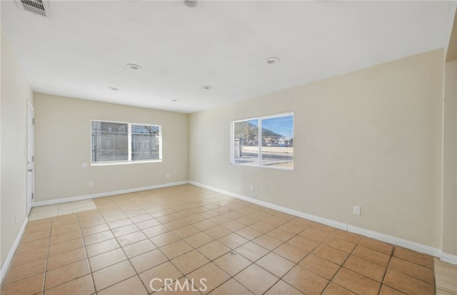 Detail Gallery Image 11 of 27 For 409 N 3rd Avenue, Barstow,  CA 92311 - – Beds | – Baths