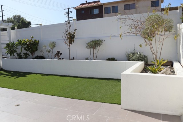 Detail Gallery Image 56 of 69 For 9103 Wystone Ave, Northridge,  CA 91324 - 4 Beds | 3 Baths