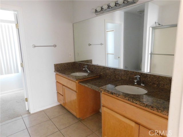 9330 Irene Avenue, California City CA: https://media.crmls.org/medias/11b25301-35bf-4054-8c3d-cccd098a3589.jpg