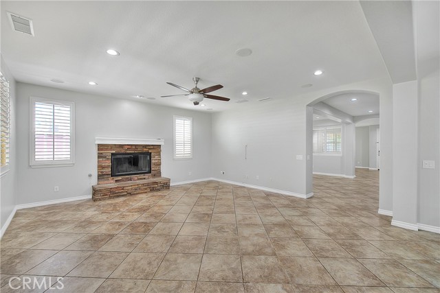 12790 Golden Leaf Drive, Rancho Cucamonga CA: https://media.crmls.org/medias/11b3369c-8062-402b-95bf-5ee614f19c0f.jpg