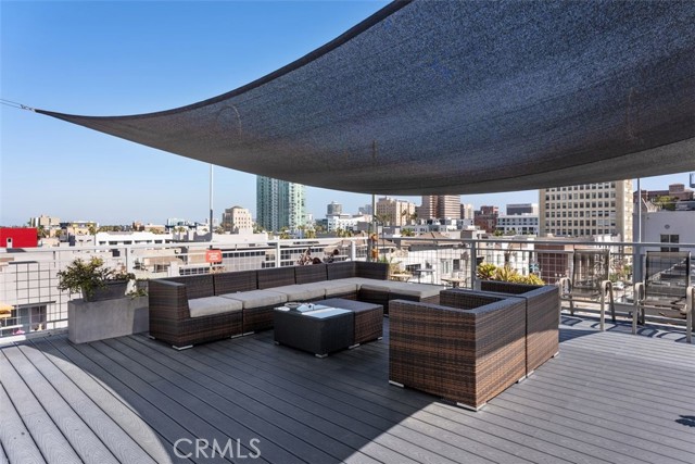 100 W 5th Street, Long Beach CA: https://media.crmls.org/medias/11b340b1-ba19-48fb-901a-7a93377b43ca.jpg
