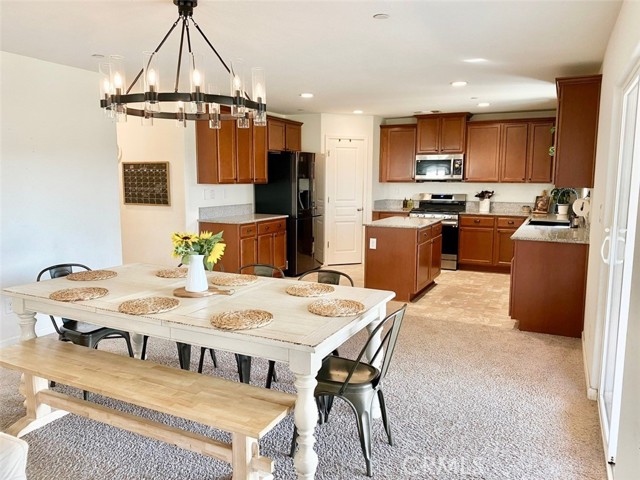 Detail Gallery Image 14 of 50 For 604 Willow Ct, Chowchilla,  CA 93610 - 4 Beds | 2/1 Baths