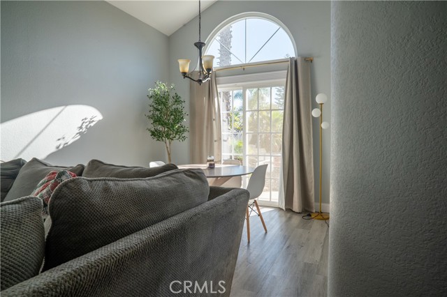 1454 Cresta, Corona CA: https://media.crmls.org/medias/11b37804-9700-497f-8513-00f5258c97f9.jpg