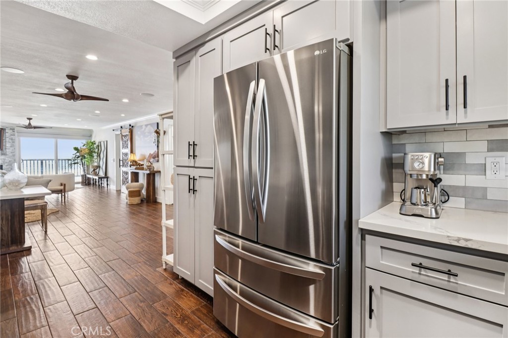 MLS #OC25192516 image #23