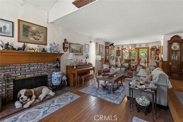 3485 Palisades Street, Chino Hills CA: https://media.crmls.org/medias/11b4fb8c-67fd-4851-b86b-268603544891.jpg