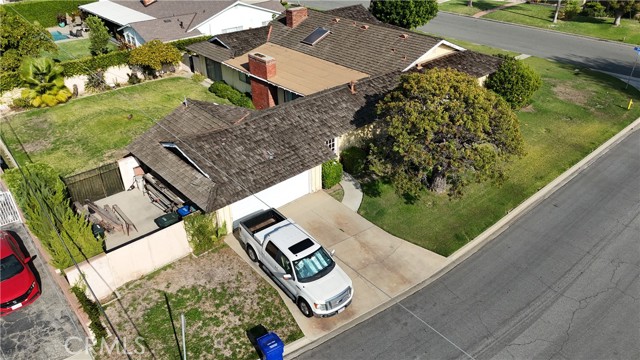 Detail Gallery Image 9 of 15 For 9623 Shellyfield Rd, Downey,  CA 90240 - 3 Beds | 3 Baths