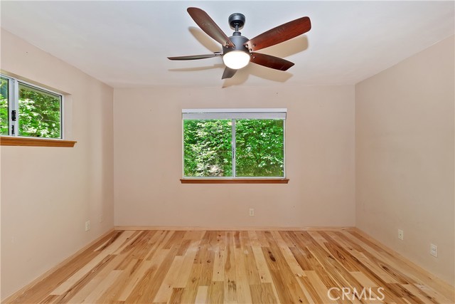 Detail Gallery Image 14 of 32 For 23819 Scenic Dr, Crestline,  CA 92325 - 2 Beds | 1/1 Baths
