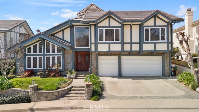 Detail Gallery Image 2 of 44 For 24840 Wooded Vista, West Hills,  CA 91307 - 5 Beds | 4/1 Baths