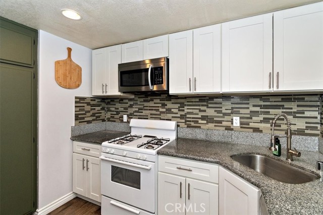 Detail Gallery Image 15 of 47 For 9848 Mammoth Dr, Montclair,  CA 91763 - 3 Beds | 2/1 Baths