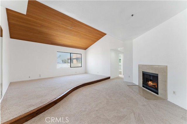 Detail Gallery Image 17 of 46 For 1230 E Ocean, Long Beach,  CA 90802 - 3 Beds | 3 Baths