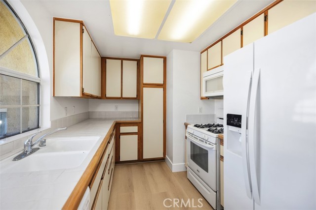 Detail Gallery Image 14 of 36 For 89 Alberti Aisle, Irvine,  CA 92614 - 2 Beds | 2 Baths