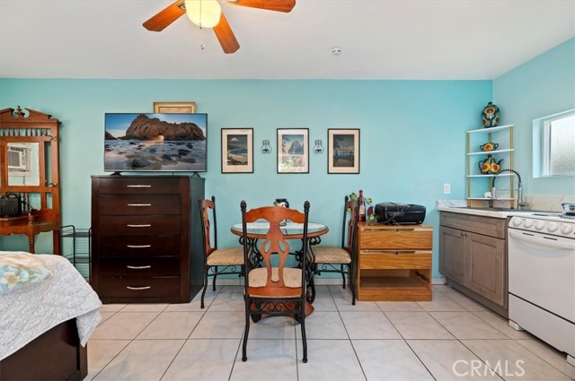 Detail Gallery Image 36 of 44 For 6184 Mandy, San Bernardino,  CA 92407 - 7 Beds | 4 Baths