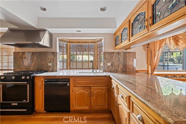 Detail Gallery Image 44 of 66 For 22211 Barbacoa, Saugus,  CA 91350 - 4 Beds | 3 Baths