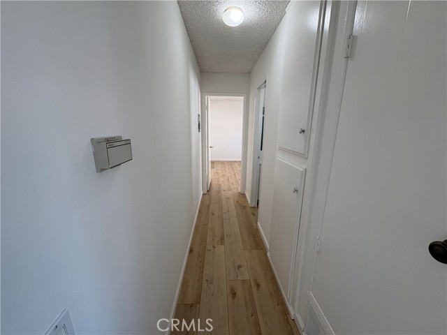 Detail Gallery Image 7 of 18 For 17061 Evergreen Cir #D,  Huntington Beach,  CA 92647 - 1 Beds | 1 Baths