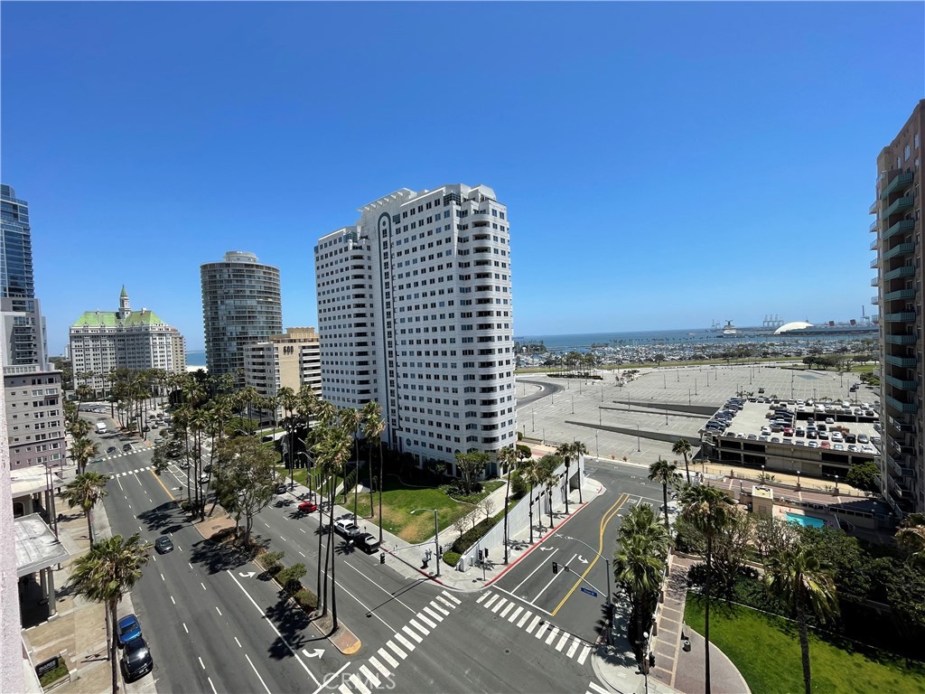 525 E Seaside Unit 1806