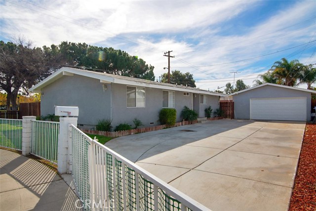 4104 Wheeler St, Riverside, CA 92503