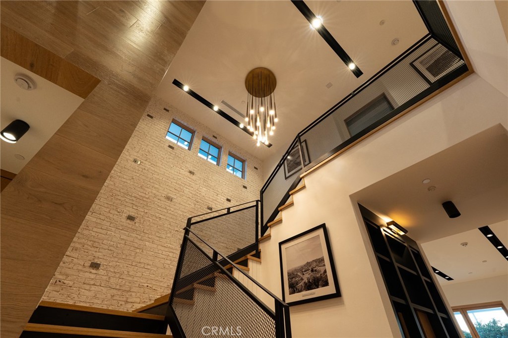 https://media.crmls.org/medias/11bb5b2b-23ff-4873-8109-a3514cbcaca3.jpg?preset=X-Large