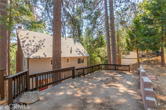 Detail Gallery Image 8 of 29 For 260 S Fairway Dr, Twin Peaks,  CA 92391 - 4 Beds | 3 Baths