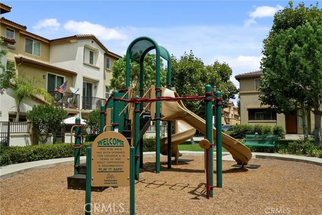 Detail Gallery Image 24 of 27 For 17871 Shady View #1405,  Chino Hills,  CA 91709 - 3 Beds | 3/1 Baths
