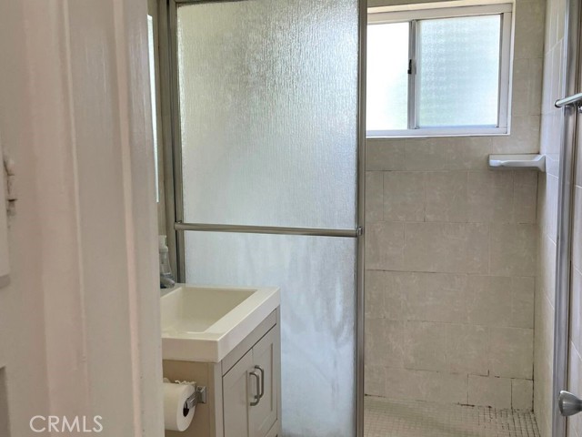 217 S 1/2 Park View Street, Los Angeles, California 90057, 1 Bedroom Bedrooms, ,1 BathroomBathrooms,Residential Lease,For Rent,217 S 1/2 Park View Street,CRTR24105695