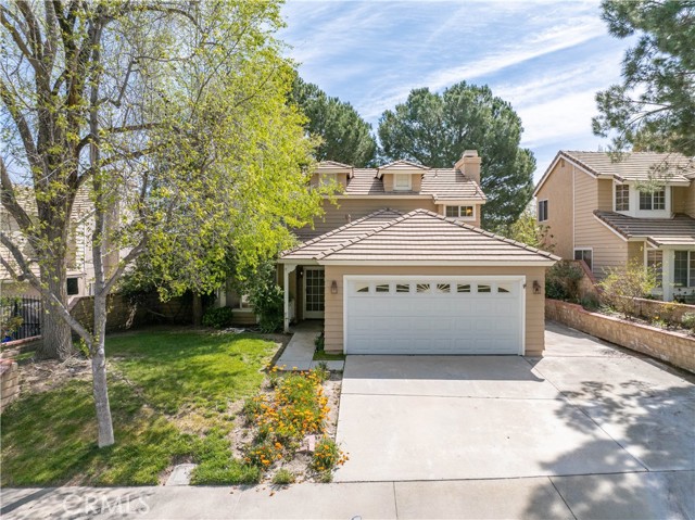 Detail Gallery Image 1 of 44 For 28772 Meadowgrass Dr, Castaic,  CA 91384 - 3 Beds | 2/1 Baths